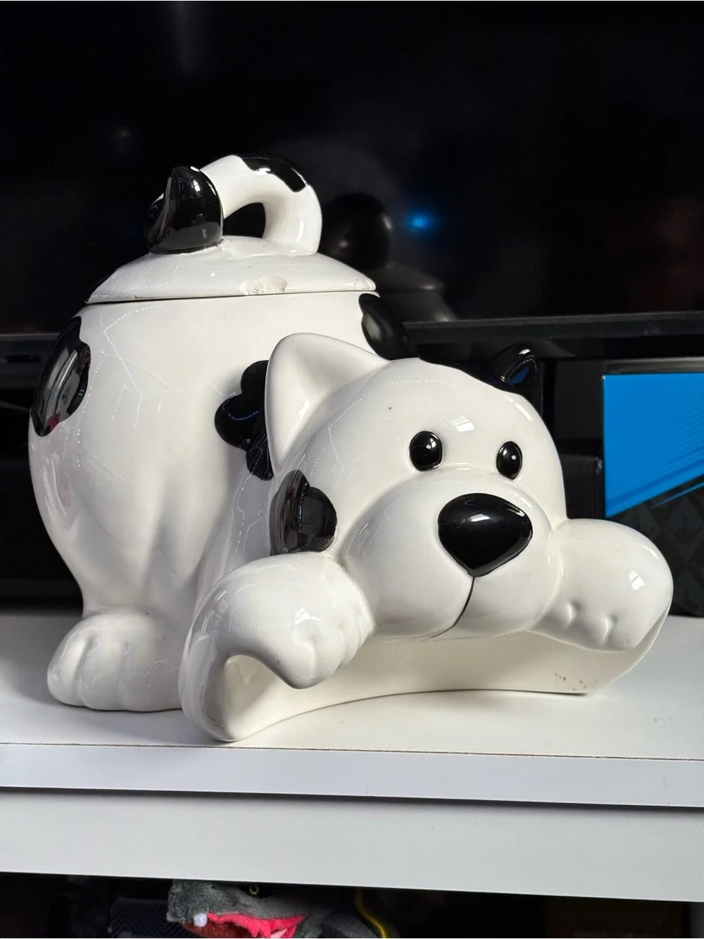 Adorable Dog-Shaped Ceramic Cookie Jar